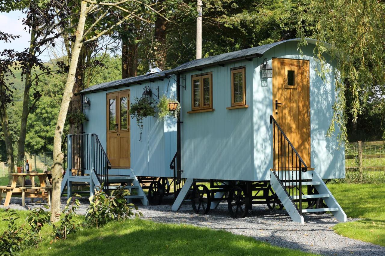 Upper Gelli Luxury Holiday Lodge, Converted Dairy & Cosy Shepherds Huts ويلشبول المظهر الخارجي الصورة